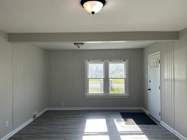 Photo - 227 A St