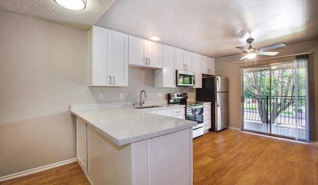Apartments For Rent Near California State University Channel Islands Photo Rosewood Apartments