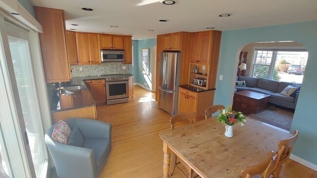 Photo - 94 Parker Ave