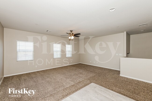 Photo - 838 N Water St
