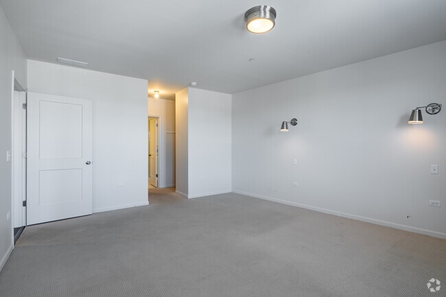 2BR, 2BA - 1,323SF - Eleven5 Lake