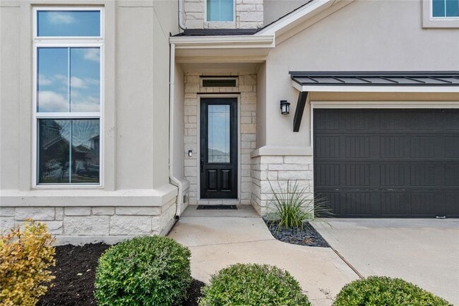 Photo - 20700 Matts Cove