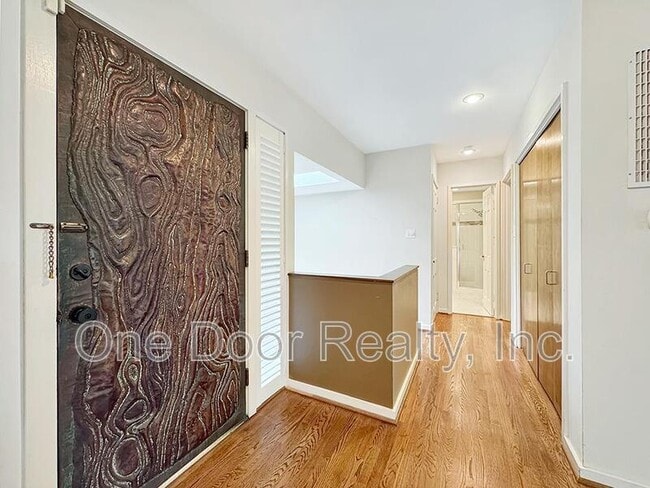 Photo - 609 Indian Springs Ct