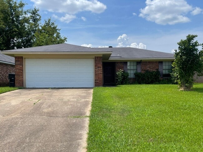 Building Photo - Brookhaven Estates Charmer! Rental