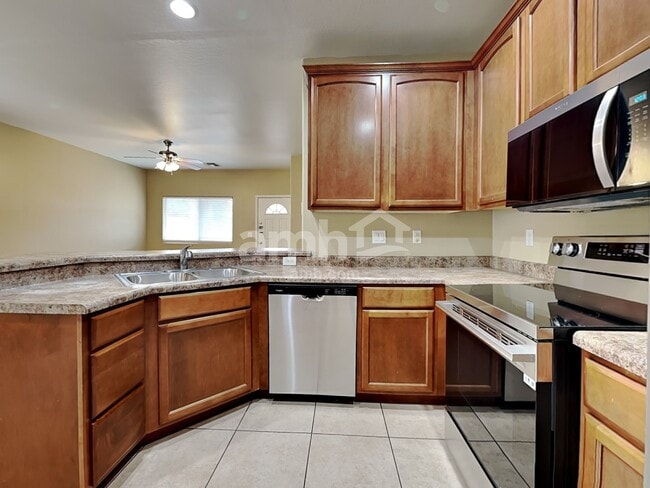 Photo - 11709 W Jefferson St