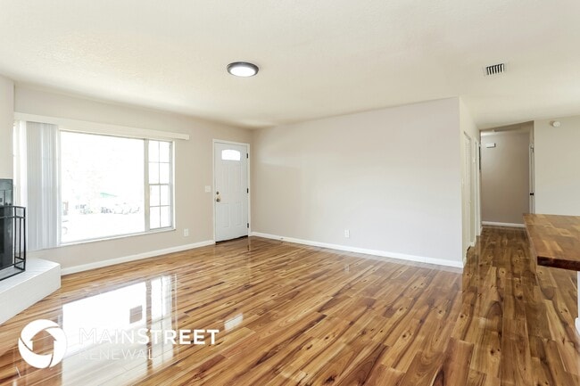 Photo - 142 Capella Rd