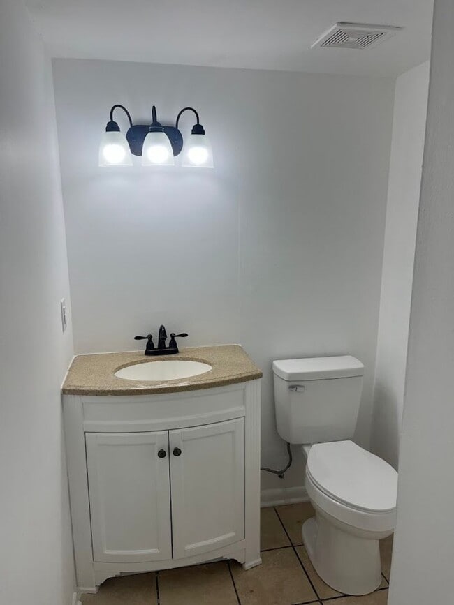 Photo - Available 10/15. Water included! Great 2BR...