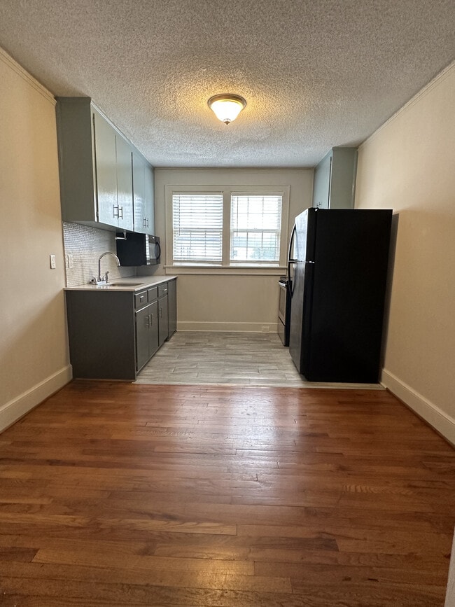 C1 - Kitchen - The Carolinian