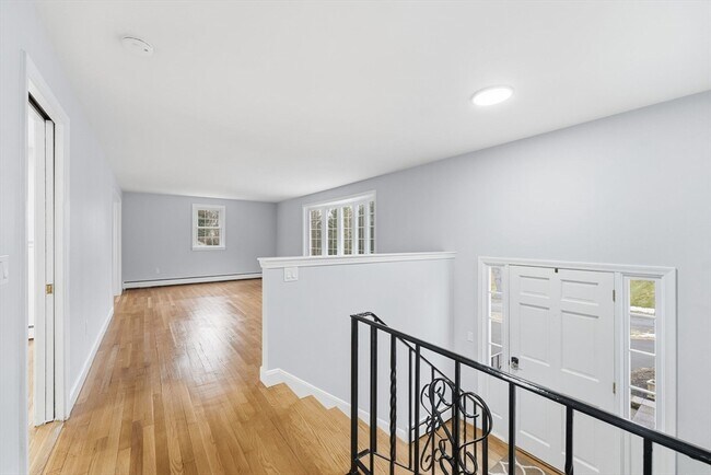 Photo - 38 Juniper Ln