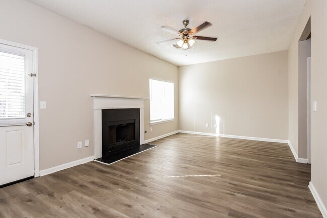 Photo - 7537 Edenberry Way