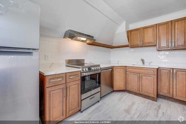 Building Photo - 304 Fulton Ave Rental