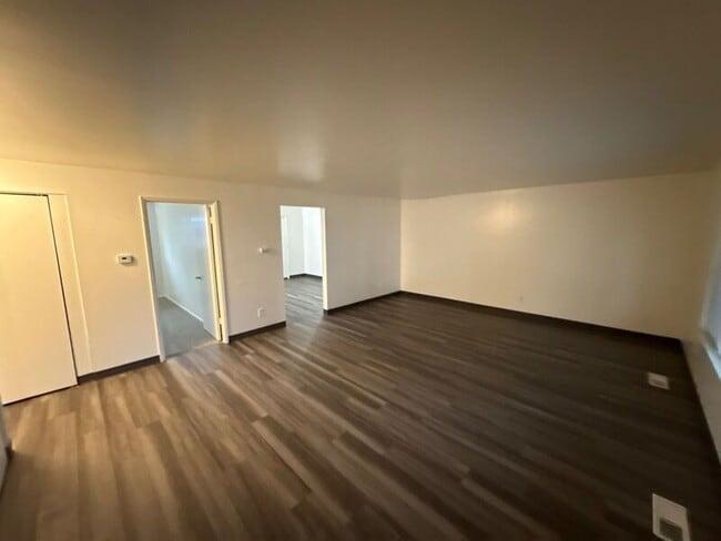 Photo - 848 Plymouth Dr NE Unit 6