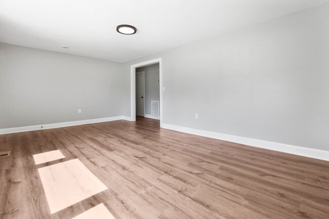 Photo - Pet Friendly Two Bedroom!