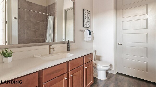 1711 Caroline St Unit 104