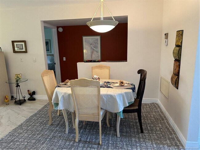 Photo - 755 Saturn St Unit F205
