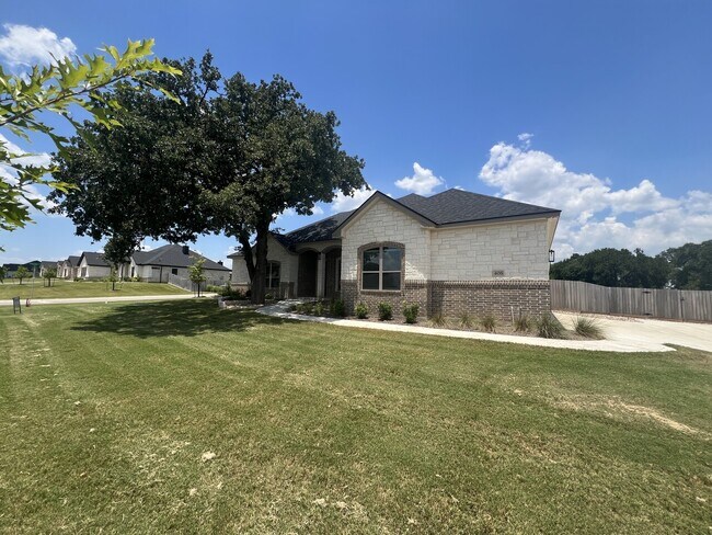 Photo - Eagle Heights