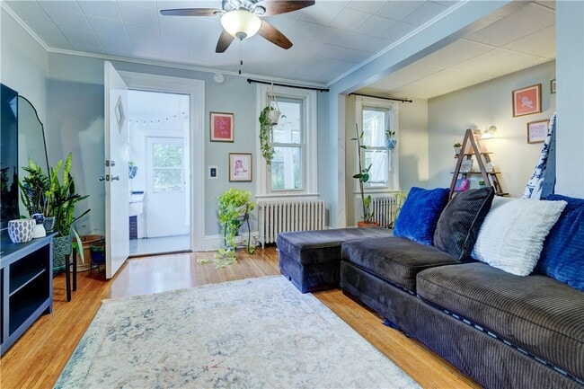 Photo - 284 Benton St