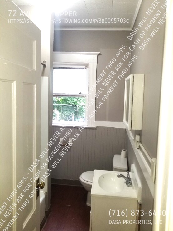 Photo - 72 Avis St Unit Upper