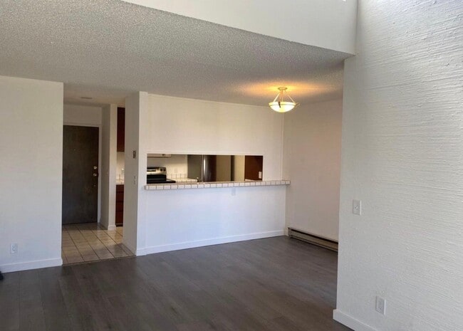 Photo - 2101 Shore Line Dr Unit 203