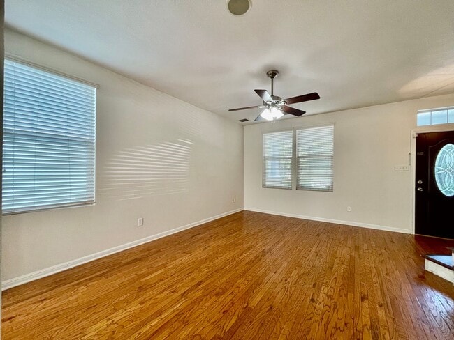 Photo - 425 Shadow Point Unidad Main House