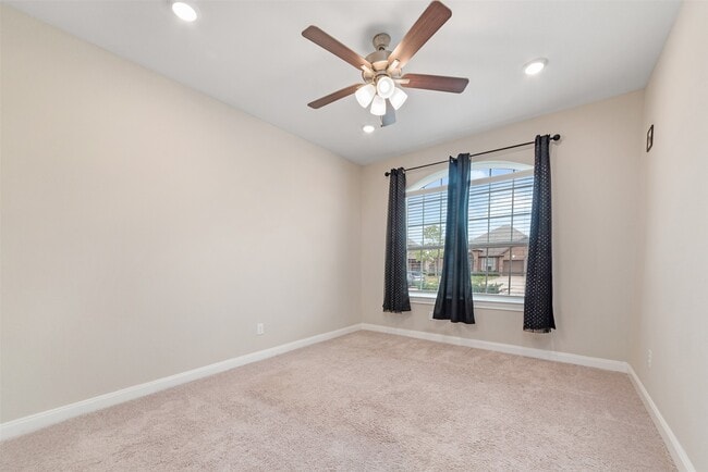 Photo - 1984 Highland Meadows Dr