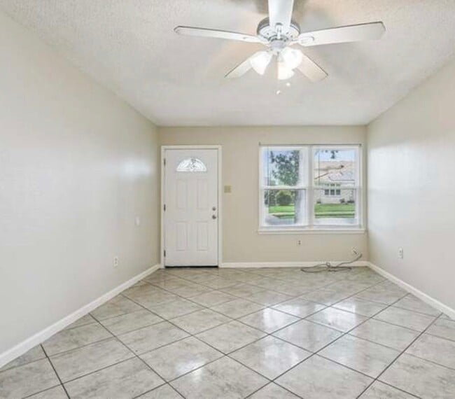 7842 Shubert St Unit 7842 Shubert