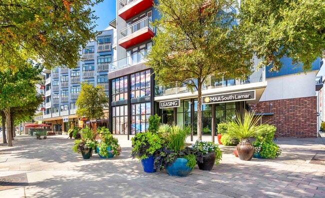 MAA South Lamar