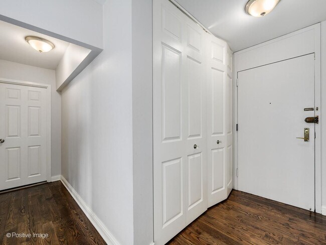 Photo - 2800 N Lake Shore Dr Unit 1003