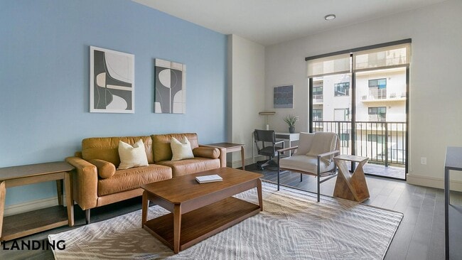 Building Photo - 1414 Wood Hollow Dr