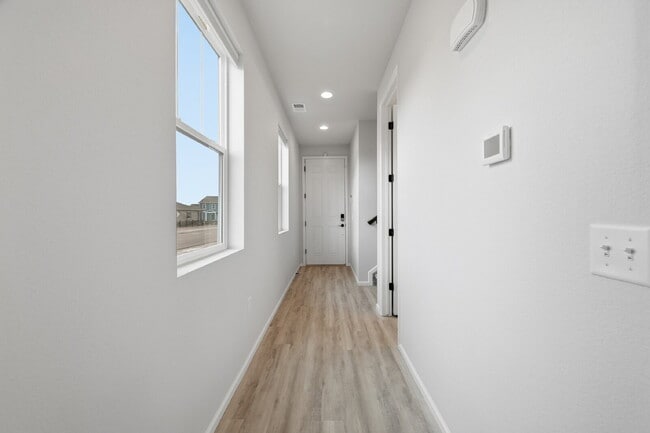 Photo - $2,740.95 with $300 off the first month's rent, 3 Beds - 2.5 Bath, Single Family Home in Dr Monum...