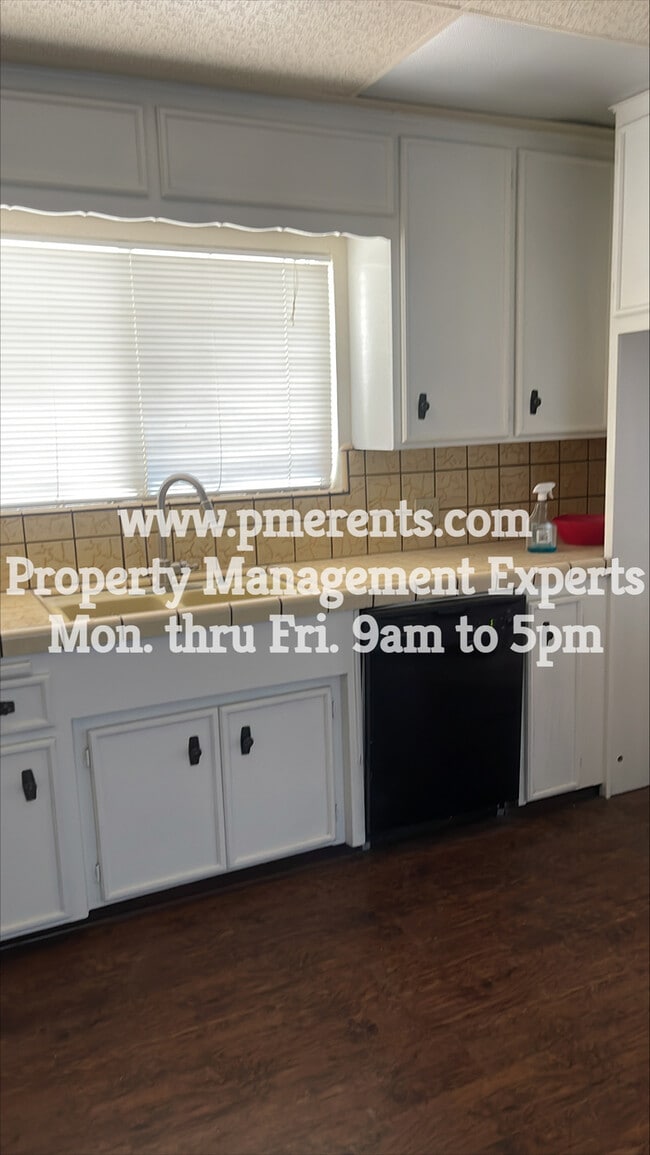 Photo - 22451 CA-120