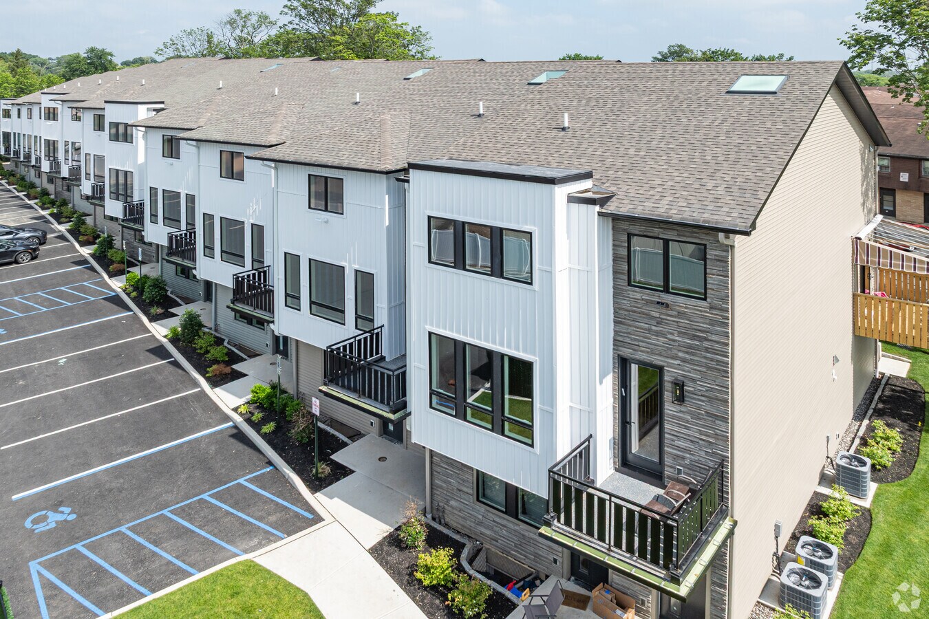 Primary - 17 Union Rd