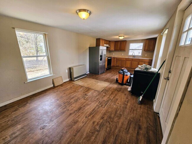 Photo - 310 maine st