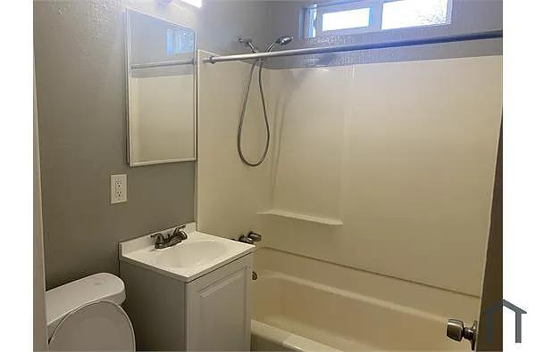 Photo - 2268 Los Padres Blvd