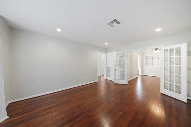 Photo - 906 Gale St