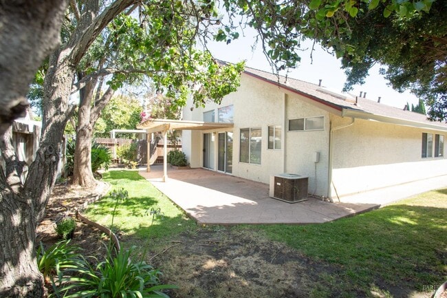 Photo - 767 Raven Dr