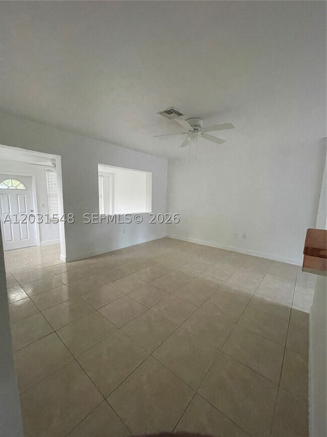 Photo - 420 SW 25th Terrace
