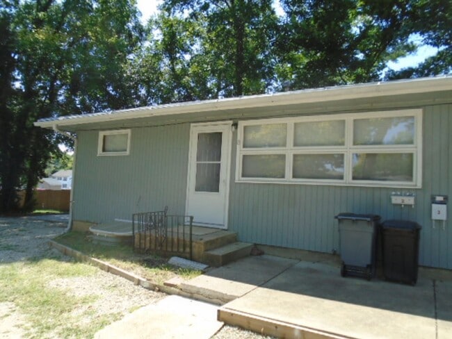 Photo - 1857 College Heights Rd Unidad 2