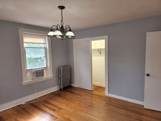 48 Baxter Ave Unit A
