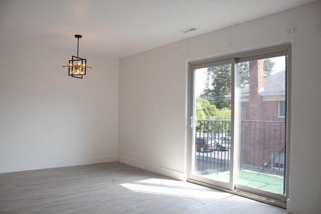 Photo - ONE11 COLLECTION - BIRMINGHAM EAST