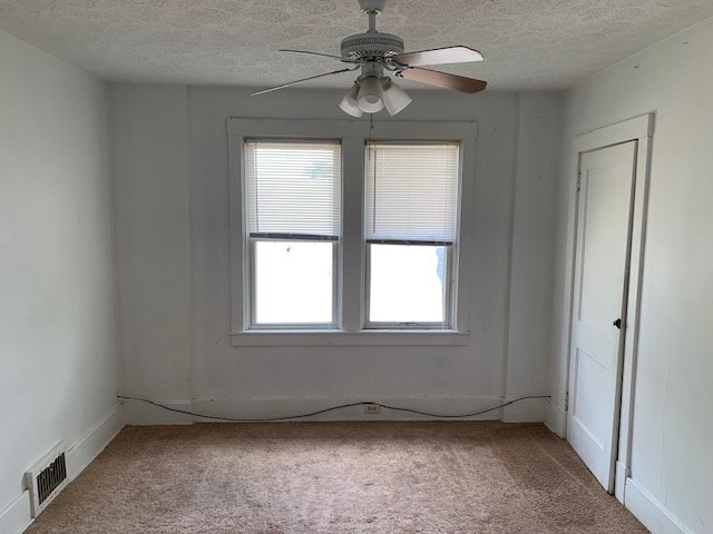 2916 Clermont Ave