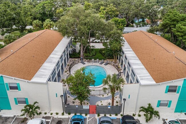 Building Photo - 2855 51st St S Unit 7