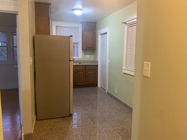 Kitchen - 1608 Harmon St Apartments Unit 2