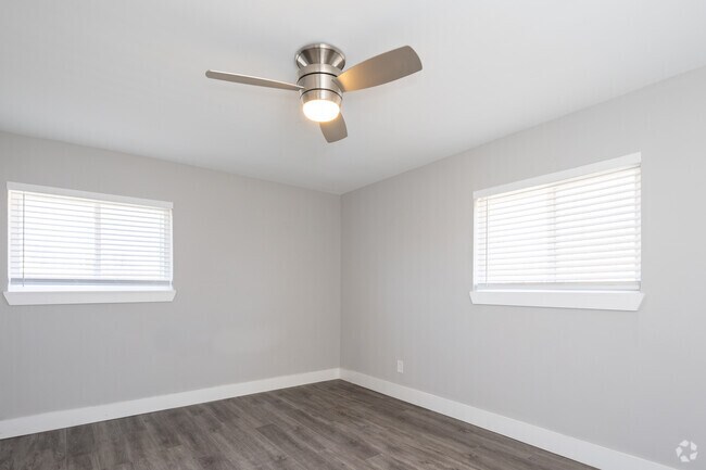 1 BR