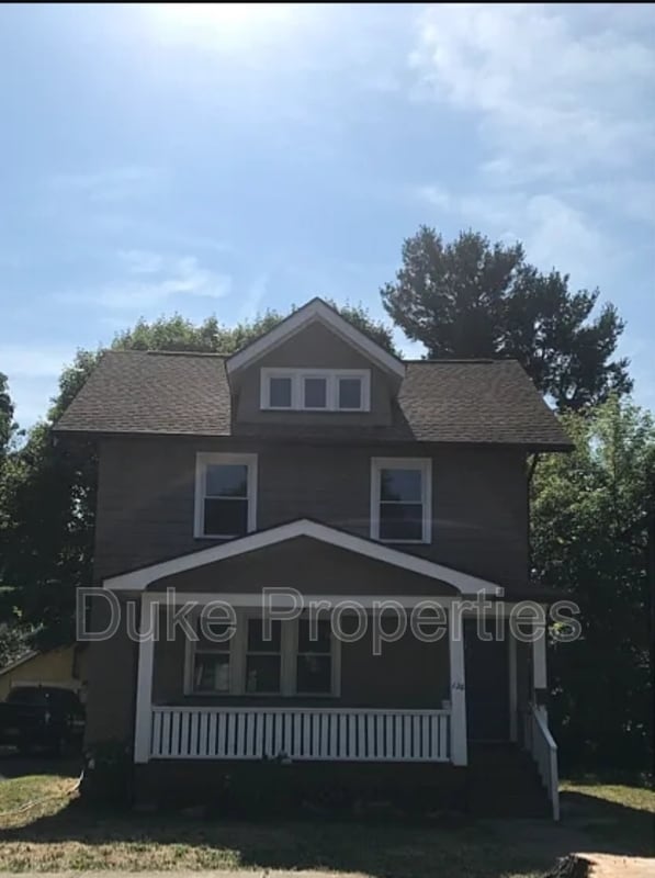 Building Photo - 126 Jersey St Rental
