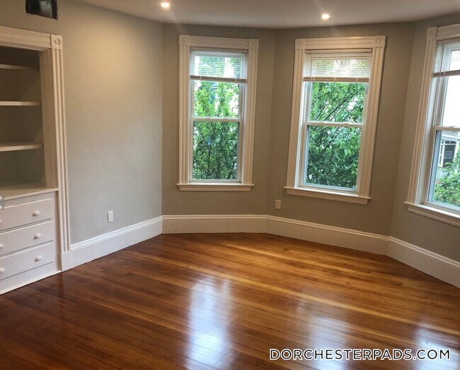 Photo - 24 Pond St Unidad 2