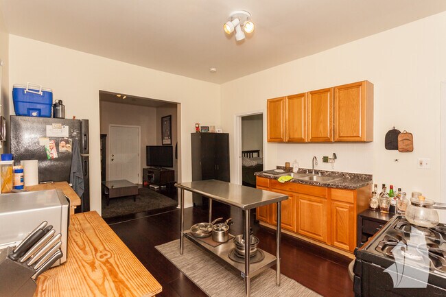 Photo - 1927 N Kedzie Ave Unit 1R