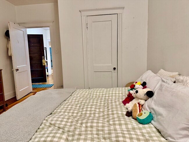 Photo - 1122 Commonwealth Ave Unit 1