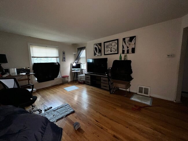 Photo - 4255 W Nelson St Unit 2