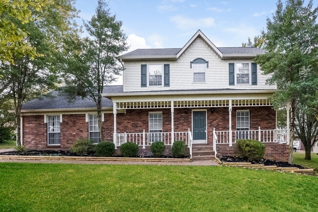 Building Photo - 5105 Roxborough Dr